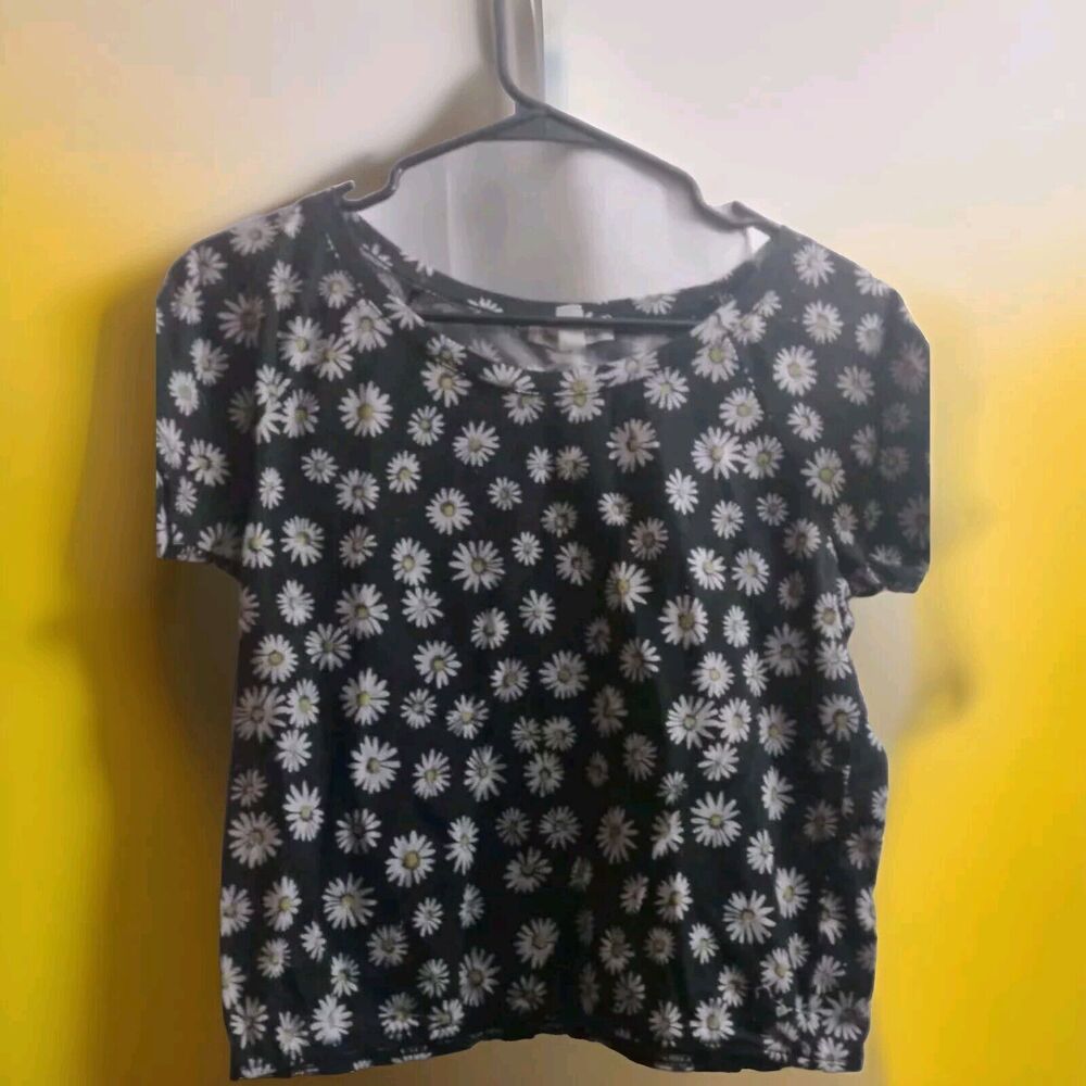 Aeropostale Daisy Crop Top Junior ’s Size L